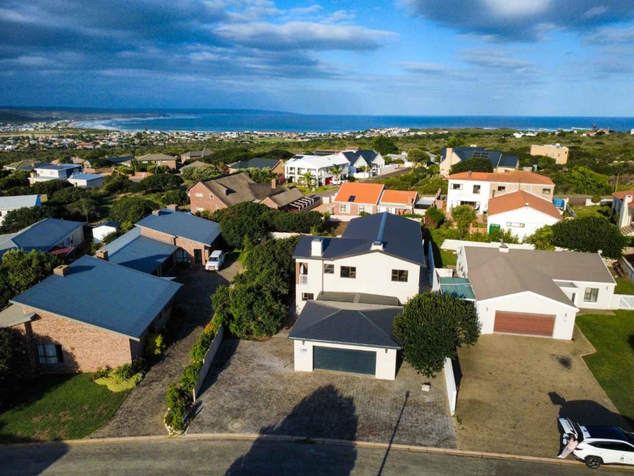 3 Bedroom Property for Sale in Stilbaai Wes Western Cape